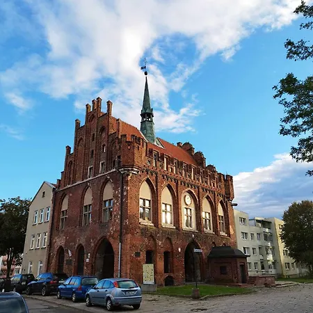 Lägenhet Z Garazem- Zatrzymaj Sie Wygodnie, Z Garazu Prosto Do Apartamentu *